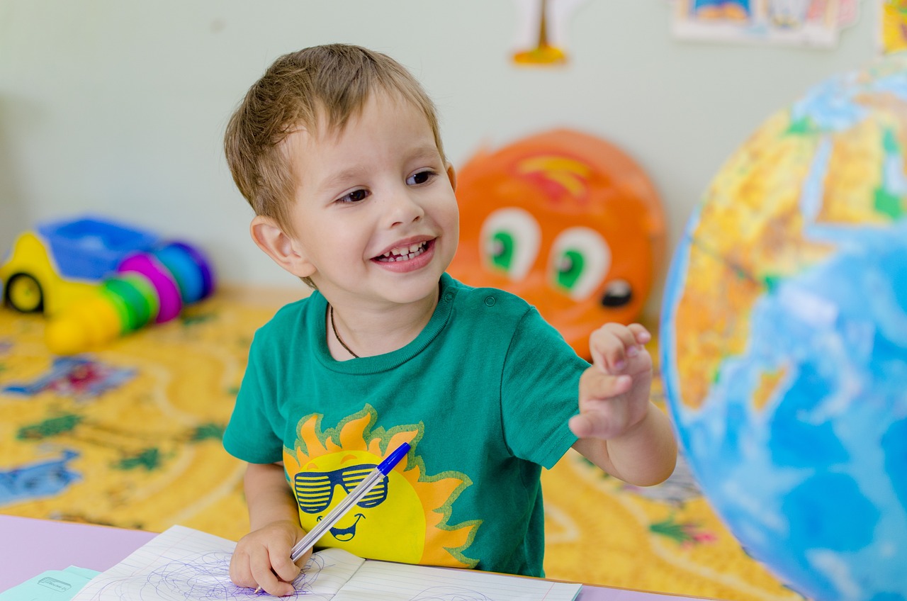 幼儿园孩子因老师殴打害怕上学