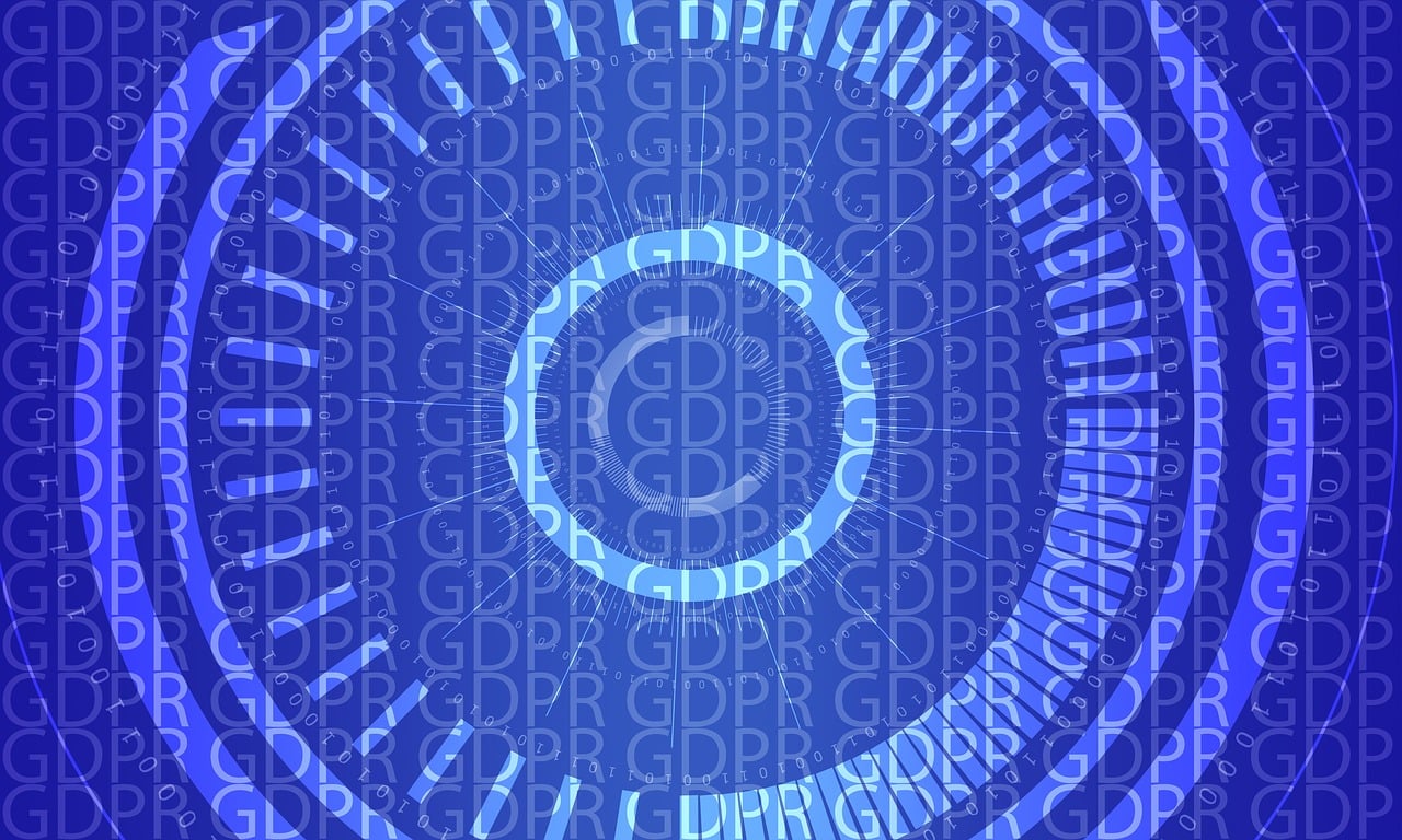 探索飞行分身软件，隐私保护与数字身份的新时代