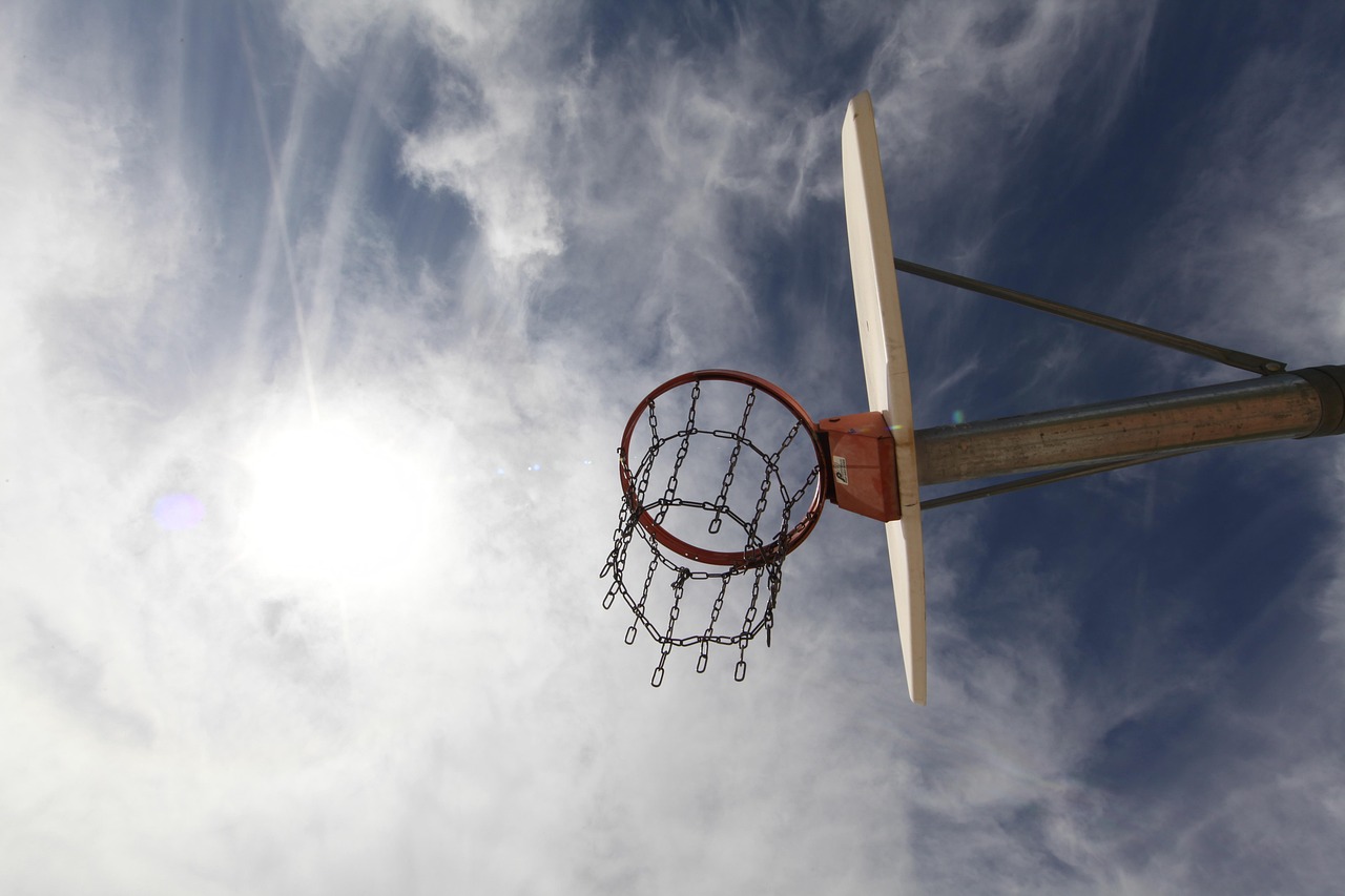 篮球的盛宴，NBA的诞生与魅力
